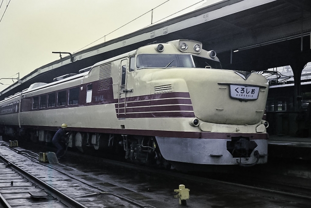ＪＲ特急くろしお　キハ８１形